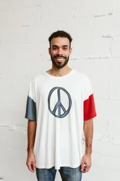 OVERSIZED PARENT TEE | PEACE