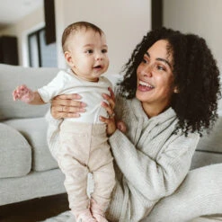 S/S BODYSUIT | CLOUD 7 S/S BODYSUIT | CLOUD -Goumikids Shop Goumi InTheRain KaitlinGreen 380