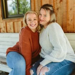 WOMENS CHUNKY KNIT SWEATER | CLAY -Goumikids Shop Goumi OnTheFarm KaitlinGreen 1849