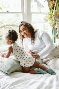 QUICK CHANGE ROMPER | AFFIRMATIONS 9 QUICK CHANGE ROMPER | AFFIRMATIONS -Goumikids Shop Goumi Spring Summer24 KaitlinGreen 1057