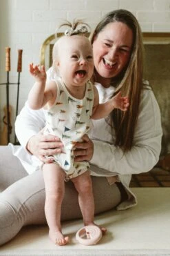 QUICK CHANGE ROMPER | AFFIRMATIONS 12 QUICK CHANGE ROMPER | AFFIRMATIONS -Goumikids Shop Goumi Spring Summer24 KaitlinGreen 1089