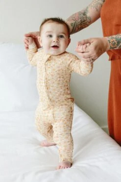 GROW WITH YOU FOOTIE + SNUG FIT | WILDFLOWERS -Goumikids Shop Goumi Spring Summer24 KaitlinGreen 592
