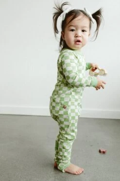 GROW WITH YOU FOOTIE + SNUG FIT | CABANA GREEN -Goumikids Shop Goumi Spring Summer24 KaitlinGreen 845 1