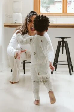 GROW WITH YOU FOOTIE + SNUG FIT | LUNA -Goumikids Shop Goumi Spring Summer24 KaitlinGreen 970 1