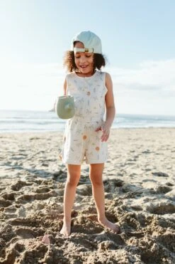 BIG KID SHORTS | SURF'S UP -Goumikids Shop Goumi SurfsUp KaitlinGreen 1151copy