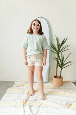 BIG KID SHORTS | SURF'S UP -Goumikids Shop Goumi SurfsUp KaitlinGreen 219copy