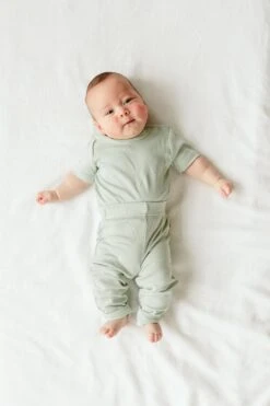 S/S BODYSUIT | SWELL -Goumikids Shop Goumi SurfsUp KaitlinGreen 229