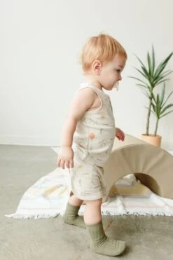 BIG KID SHORTS | SURF'S UP -Goumikids Shop Goumi SurfsUp KaitlinGreen 451copy