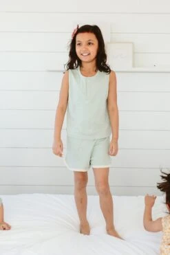 BIG KID SHORTS | SWELL -Goumikids Shop Goumi SurfsUp KaitlinGreen 675