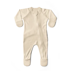 GROW WITH YOU FOOTIE + LOOSE FIT | DUNE 28 GROW WITH YOU FOOTIE + LOOSE FIT | DUNE -Goumikids Shop Goumi Footies Mitts Dune Front